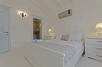 Roka Alacati Otel Bed & Breakfast